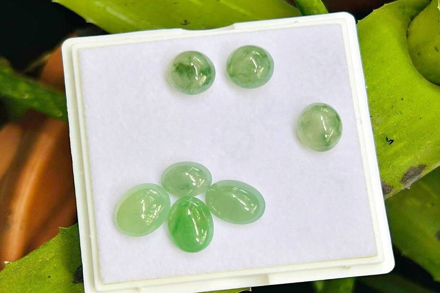 Loose Jade Cabochons